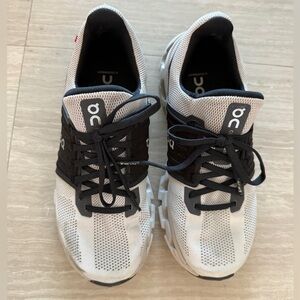 Cloudswift Running Shoe (Women)
On - Sz 8 Women